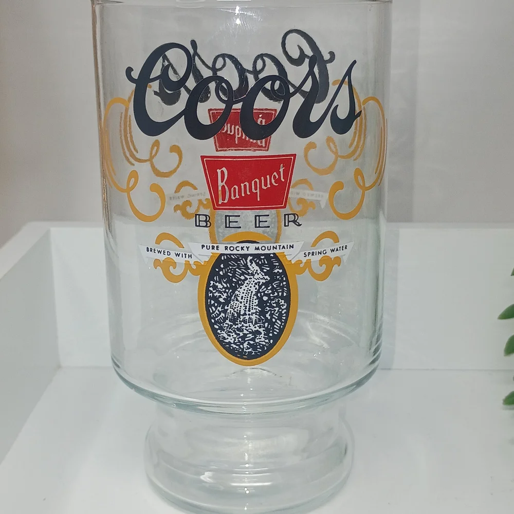 Coors Banquet Beer Glass - Clear Glass with Gold & Red Accents